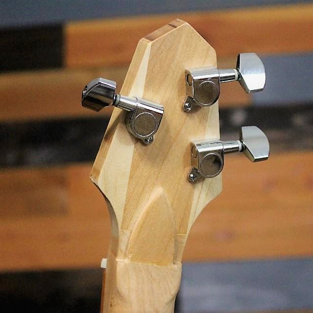 Custom headstock, back, by Dave G.