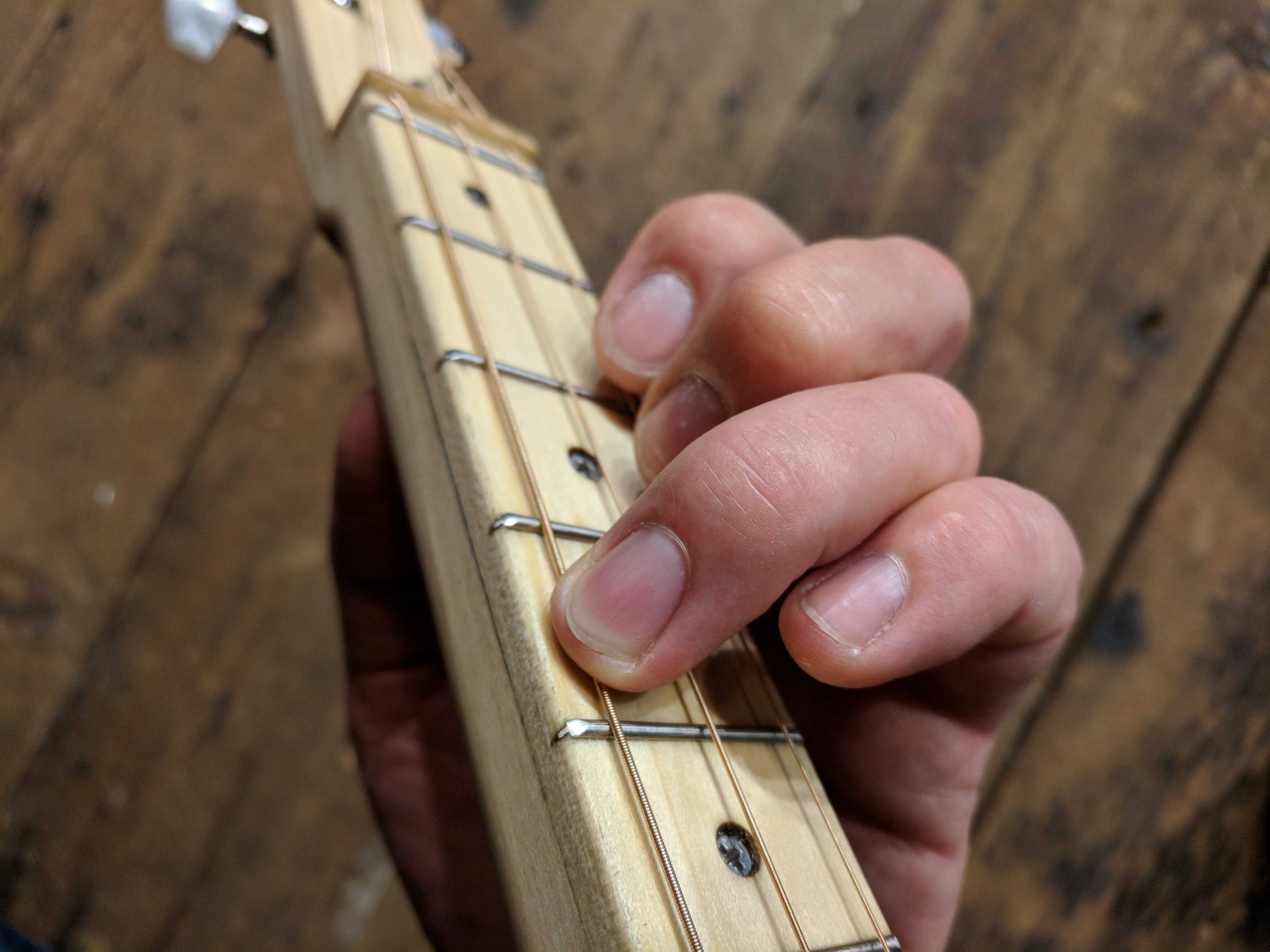 G major chord form for 3-string cigar box guitar tuned G-D-G